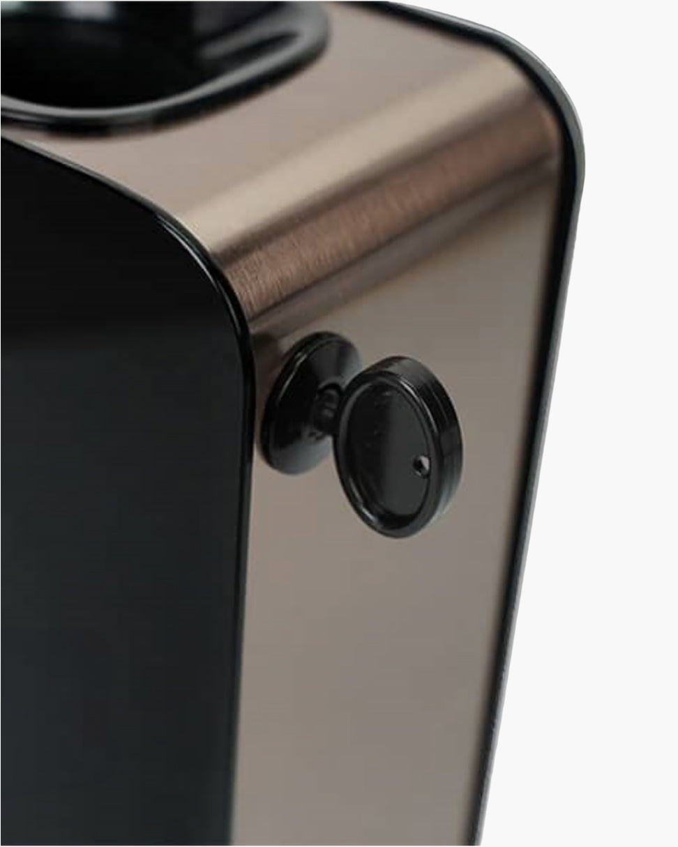 Difusor profesional Draco Aura by Simplifik para aromatización de ambientes con control desde app móvil seguro