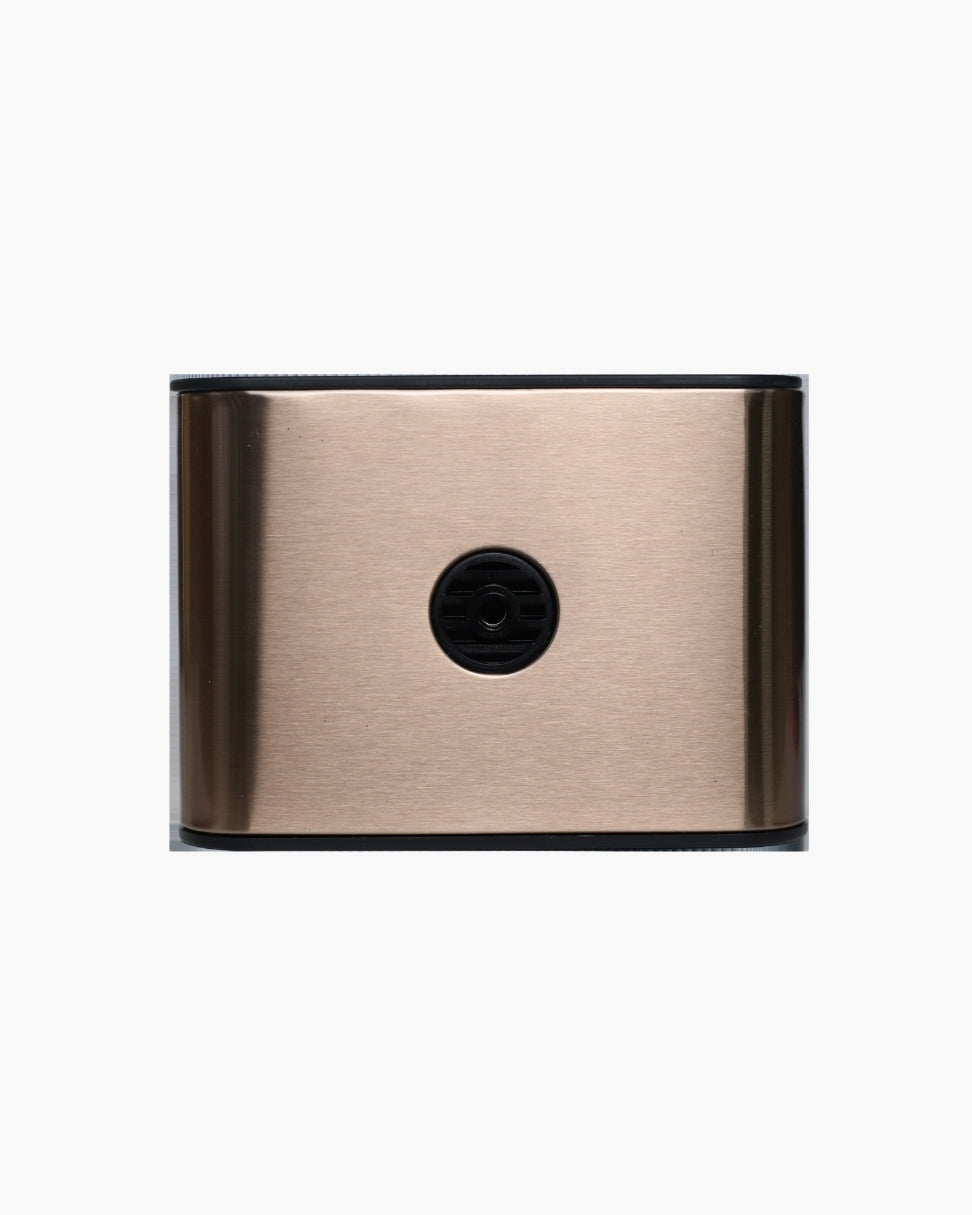 Difusor profesional Gemini Aura by Simplifik para aromatización de ambientes amplios con control desde app móvil