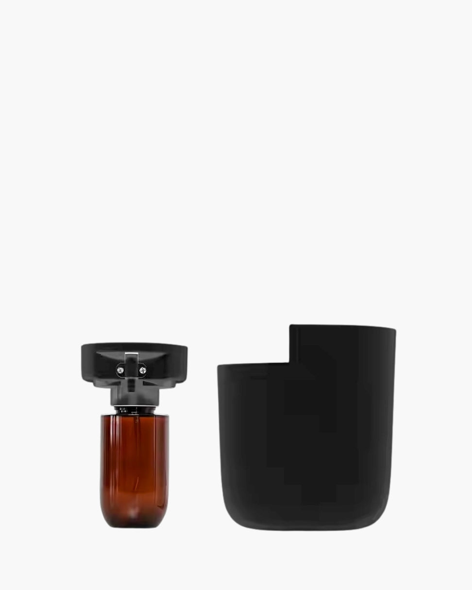 Difusor plug-in Orión Aura by Simplifik para aromatización de espacios con control desde app móvil black