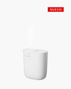 Difusor plug-in Orión Aura by Simplifik para aromatización de espacios con control desde app móvil white